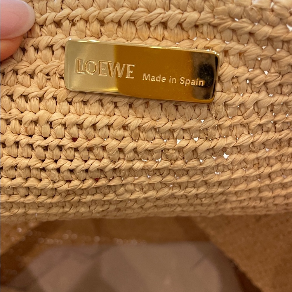 Loewe puzzle raffia Bag - Picture 6 of 11